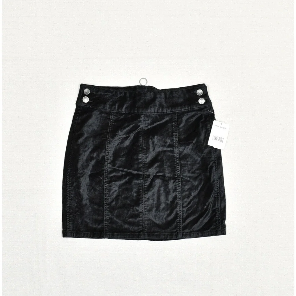 NEW Free People Women's Mini Straight Skirt Velvet Solid Cotton Black Size 27